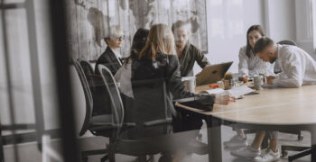 Speaking Up in Meetings: Business English Strategies for Confident Communication