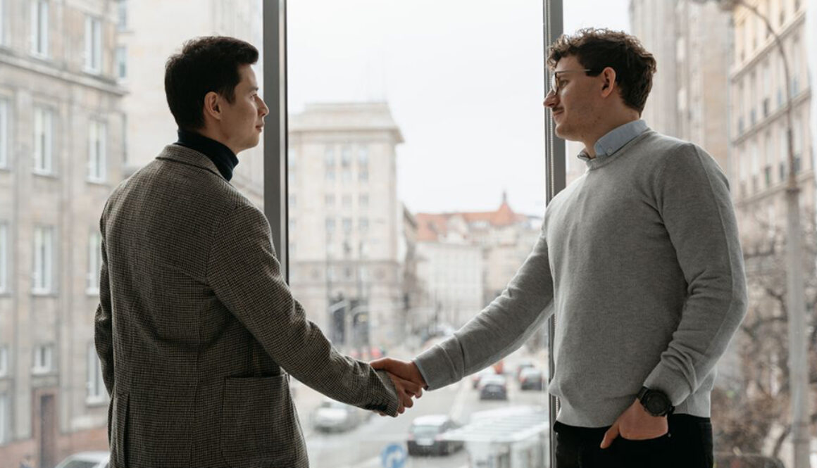 A handshake: translation ethics and trust in translation